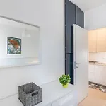 Casa Punta Gro Con Piscina סירמיונה
