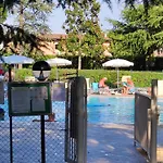 Casa Punta Gro Con Piscina דירה סירמיונה