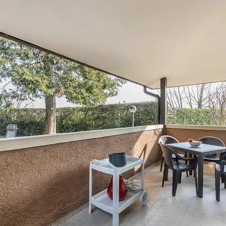 アパート Casa Punta Gro Con Piscina シルミオーネ